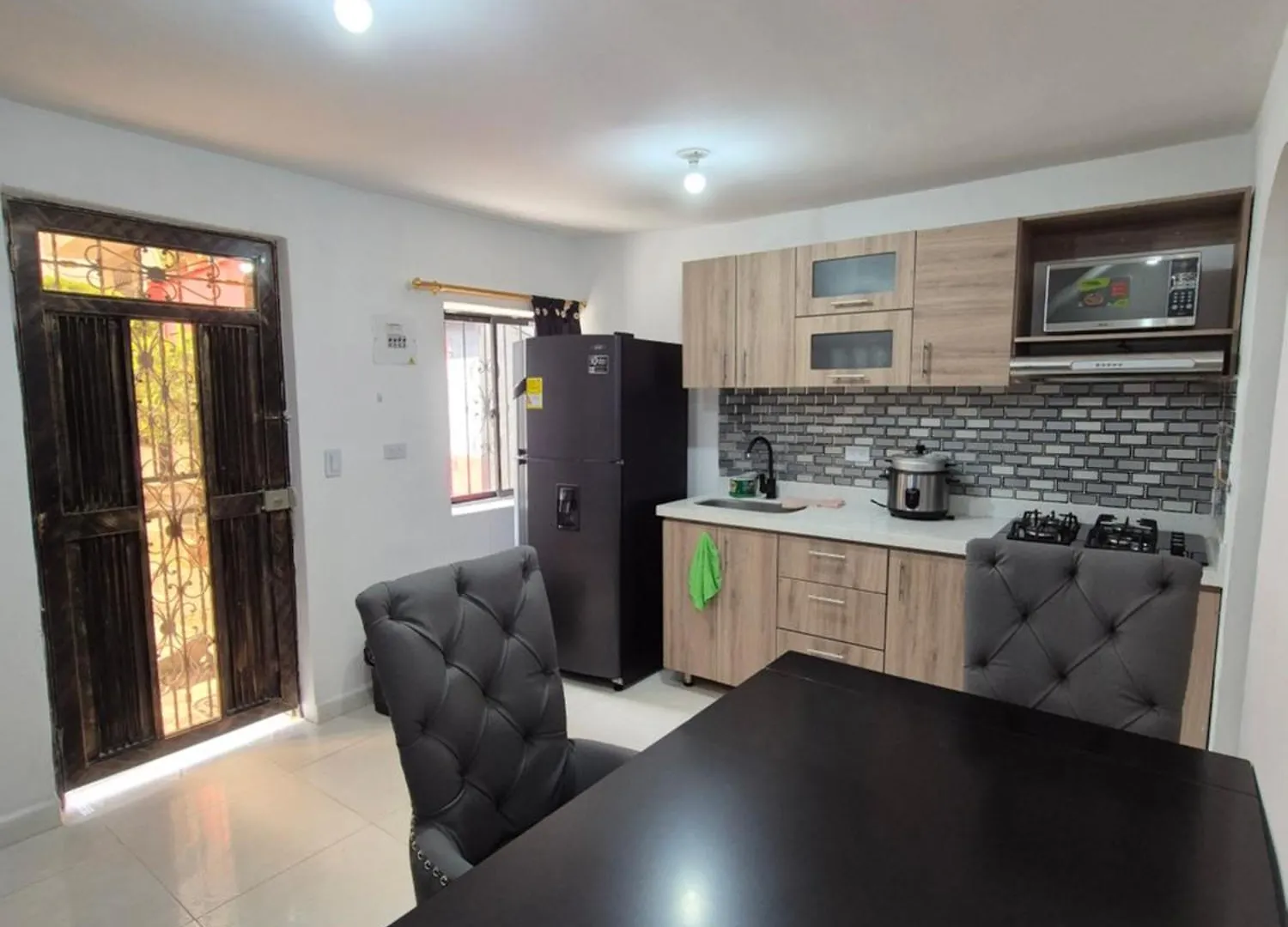 Ecxepcional Y Elegante Apartamento Medellin